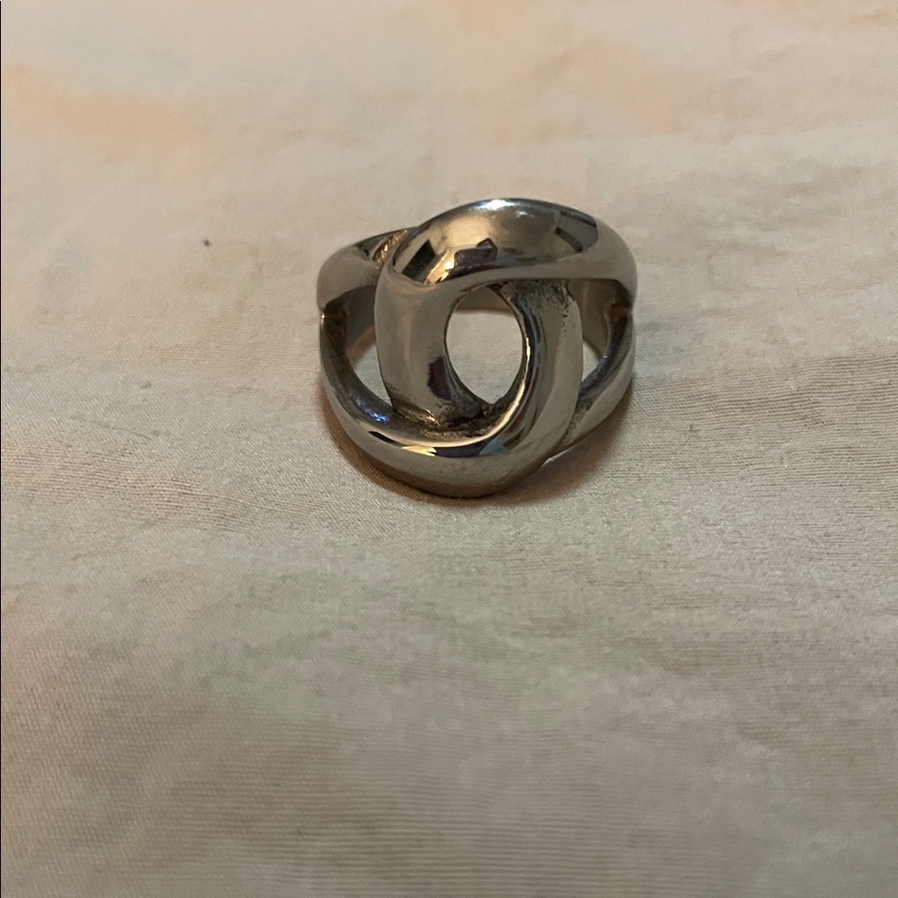 Elegant Silver Knot Ring